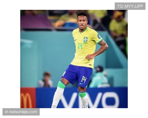 姆巴佩家的冰箱里塞满了能量饮料，连矿泉水都得排队